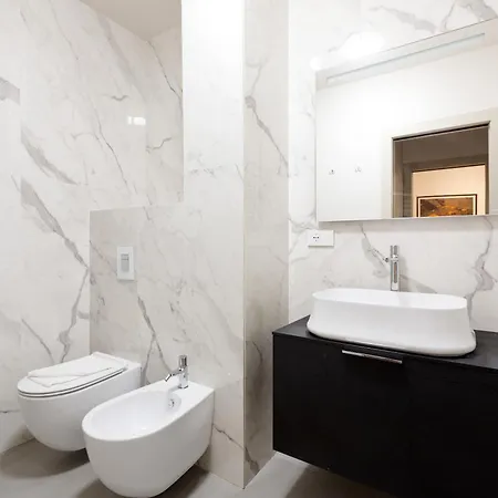 Milano-cordusio Enchanting Apartment! Milan